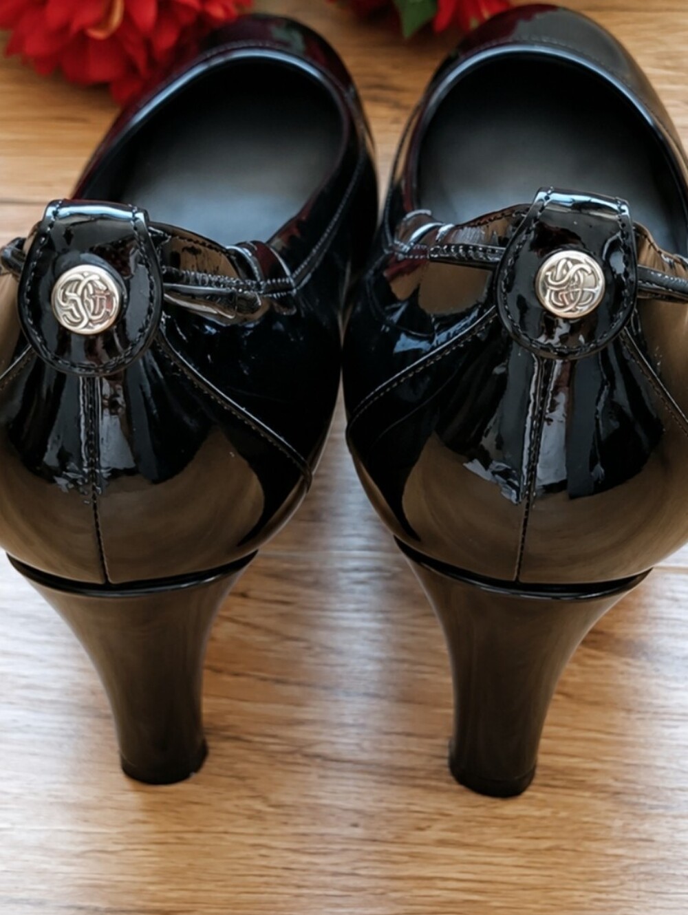 Stuart Weitzman | Vintage Timeless Black Patent Pumps - Picture 8 of 15